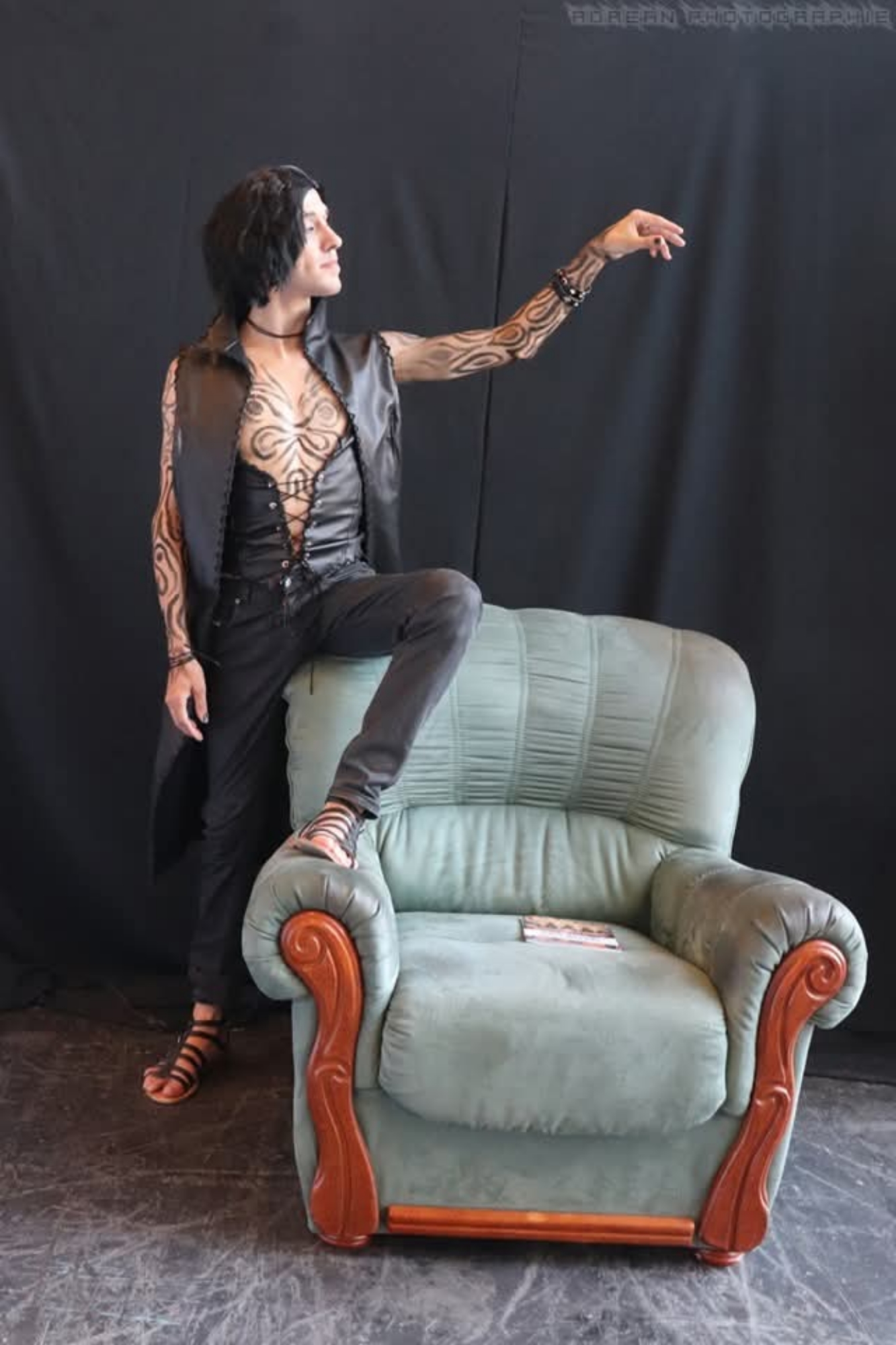 V Devil My Cry 5 - Photo 1