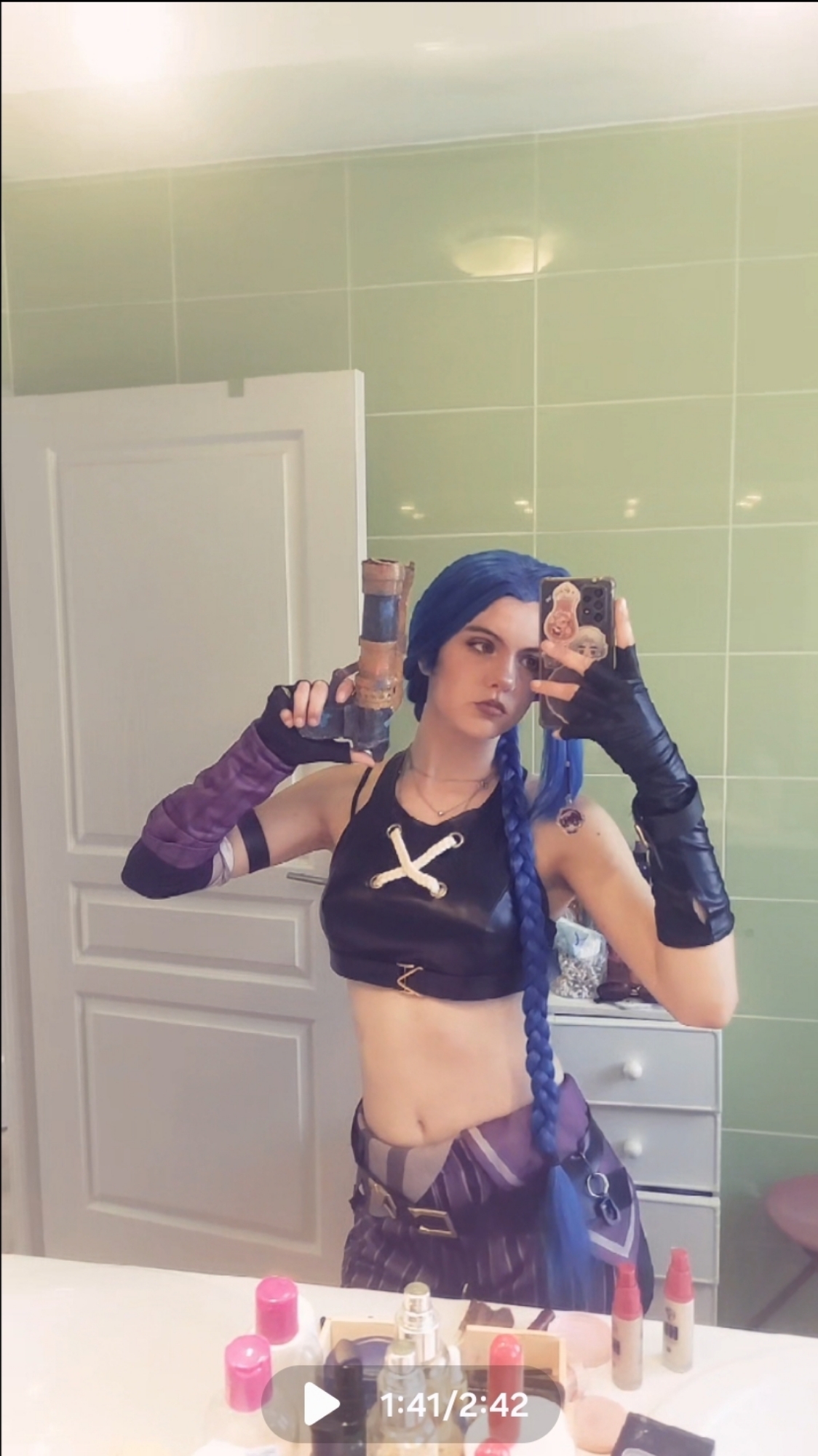 Jinx — photo 9