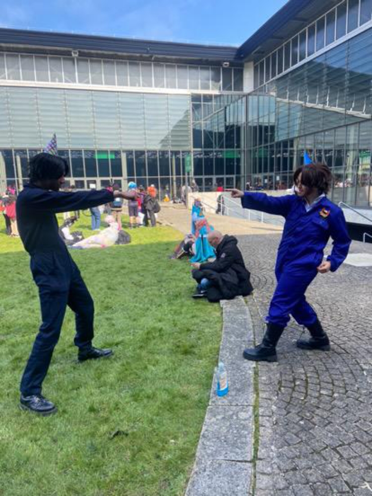 Mouthwashing PM - Photo 34