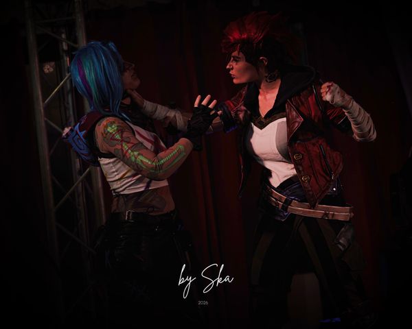 Vi cosplay