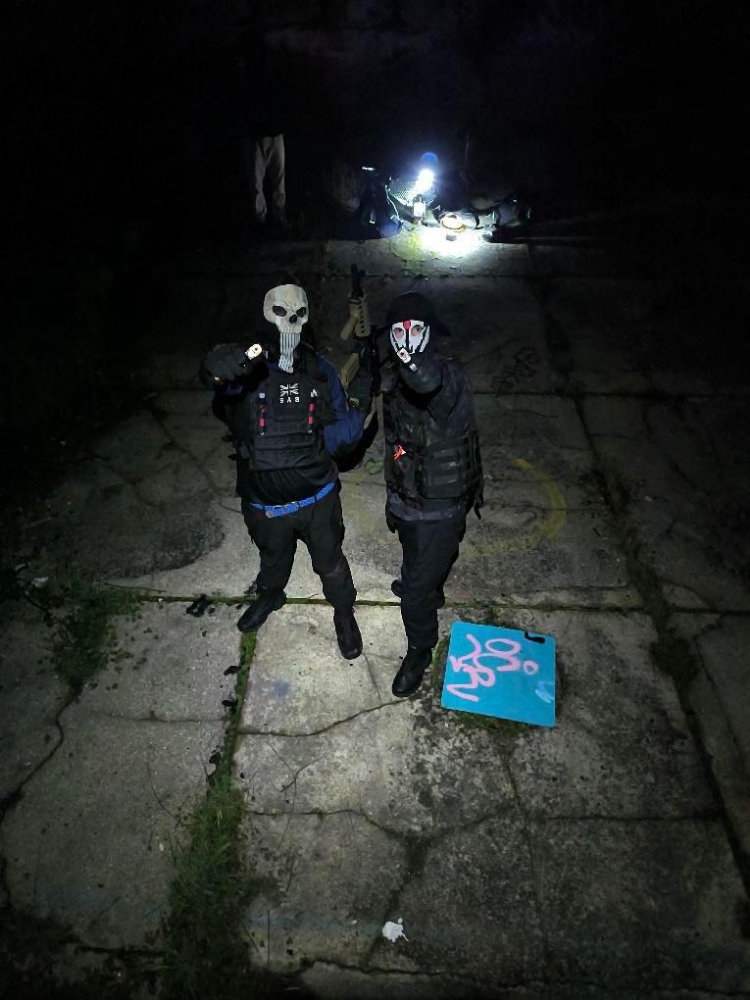 Duo ghost  - Photo 16