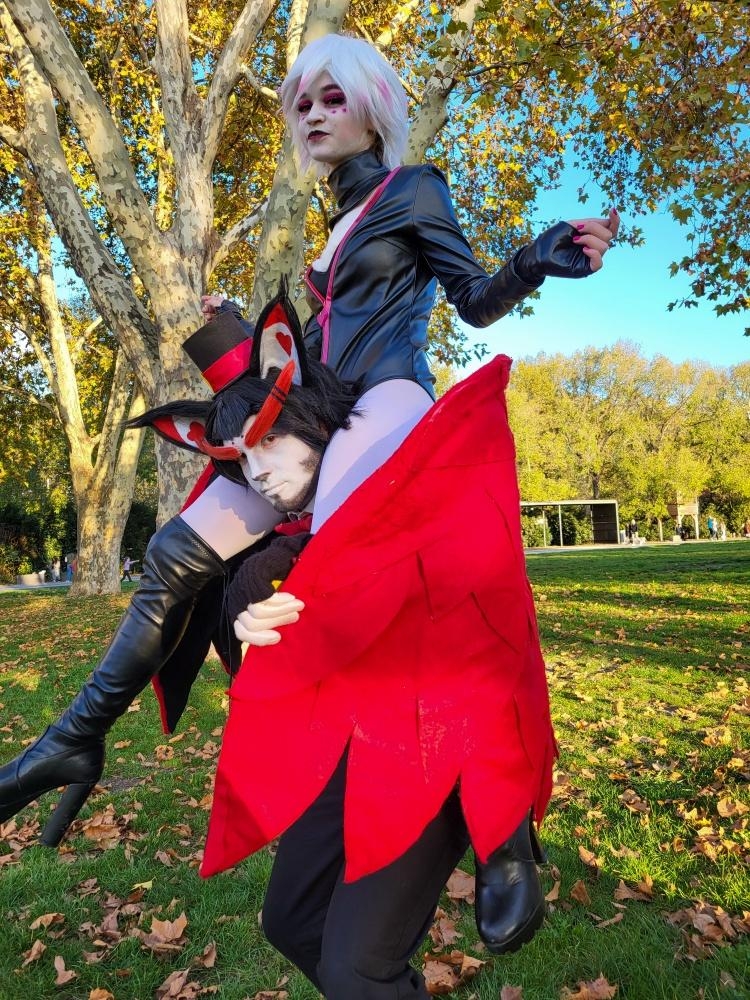 ☆ HuskerDust ☆ - Photo 1