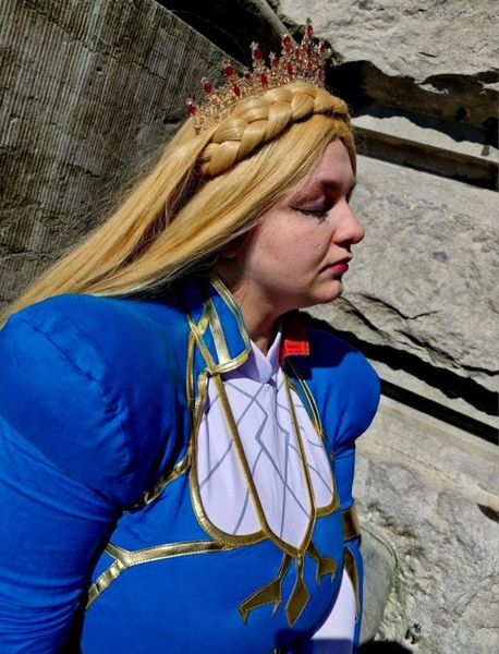 Uzi_.n.cos - Princesse Zelda ✨️