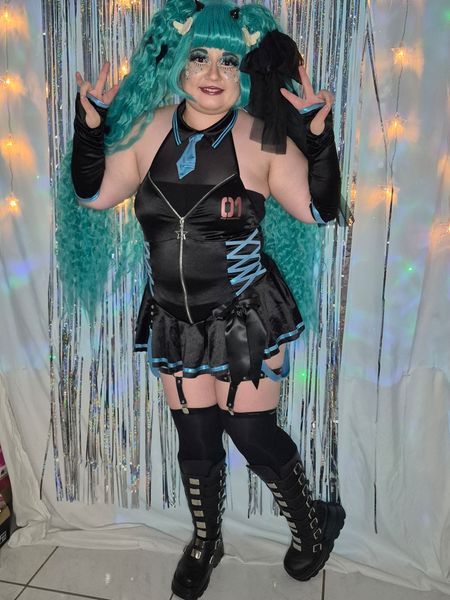 ✨️~rinou~✨️ - Miku Swimsuit V2 