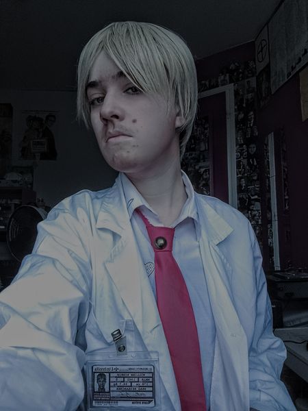 Phoenix._.cosplay - William Birkin 