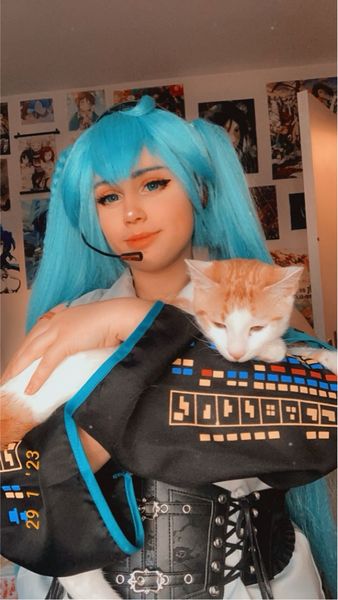 Yuki🪐 - Miku n*1