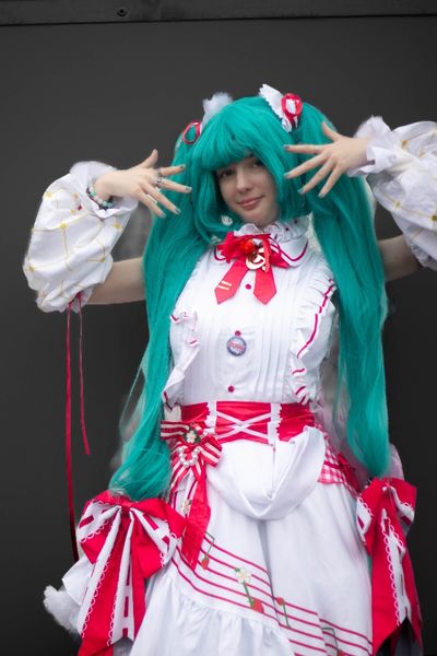 Echo__rose - Hatsune Miku strawberry 