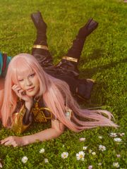 Miku/luka preview 3