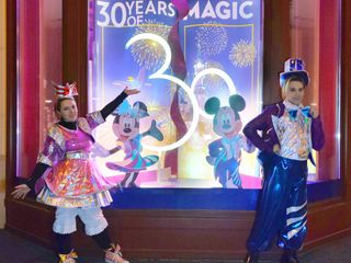 Mickey & Minnie 30e preview 2