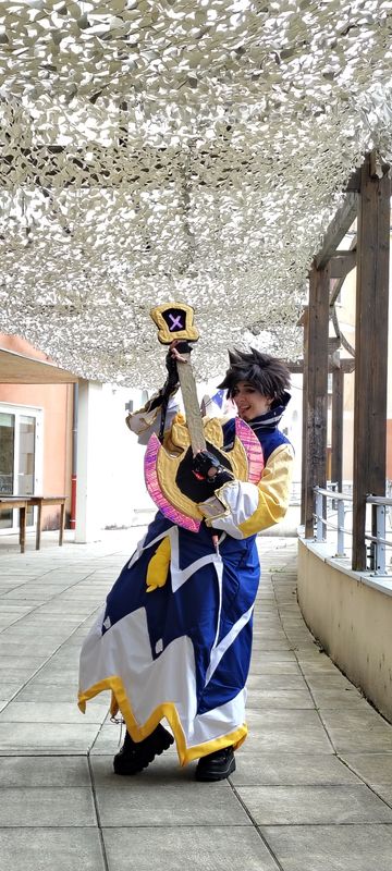 Mimikiwi.cos – Adam 