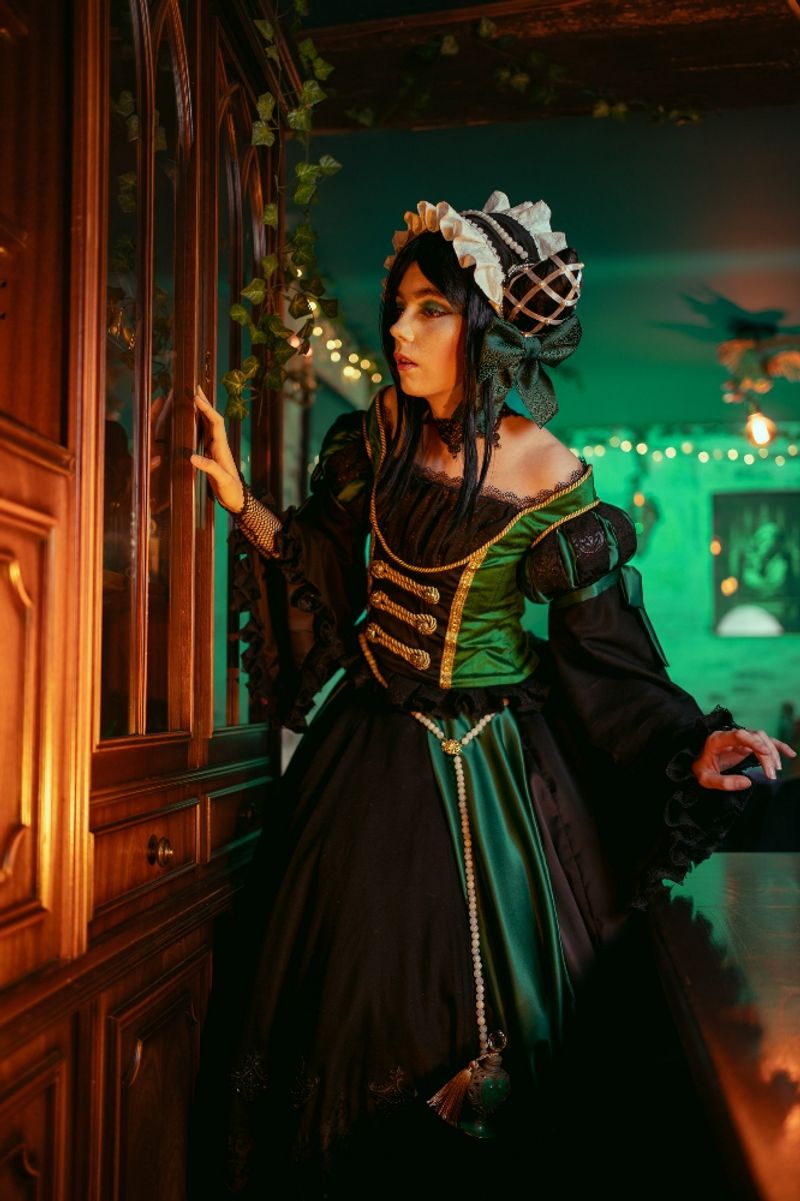 Himea_ – Sieglinde Sullivan 