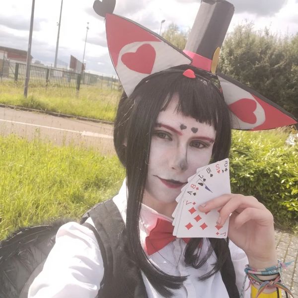 Shinoka_cosplay - husk ( hazbin hôtel)