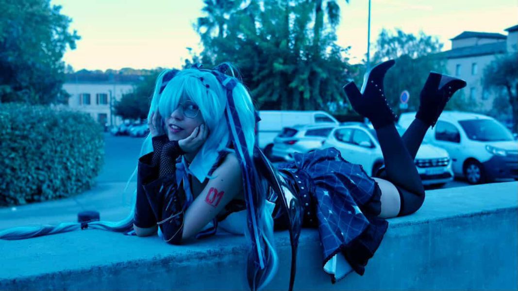 Glitter - Demon Miku