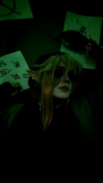 Kimi._cos - Ben drowend 
