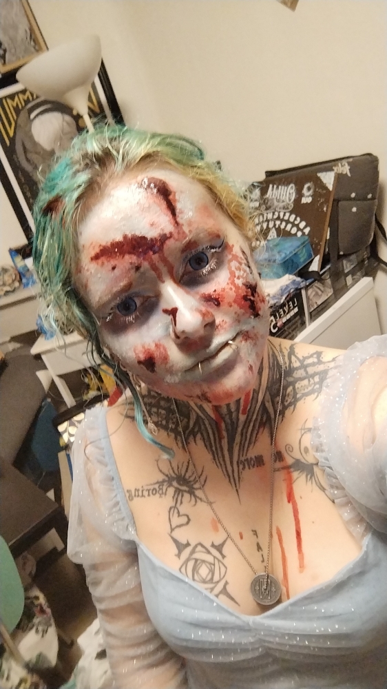 Frozen Zombie Elsa - Photo 5