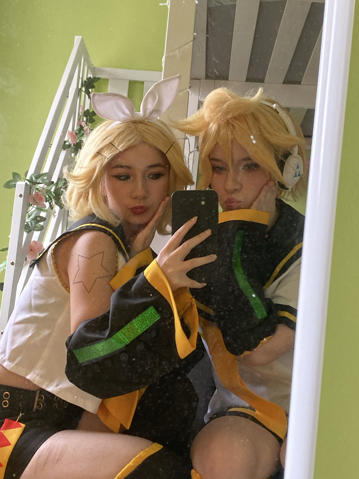 Len and Rin  - Photo 6