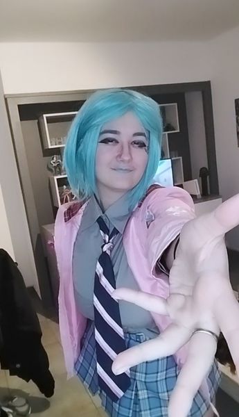 Mei_🫶 - Miku