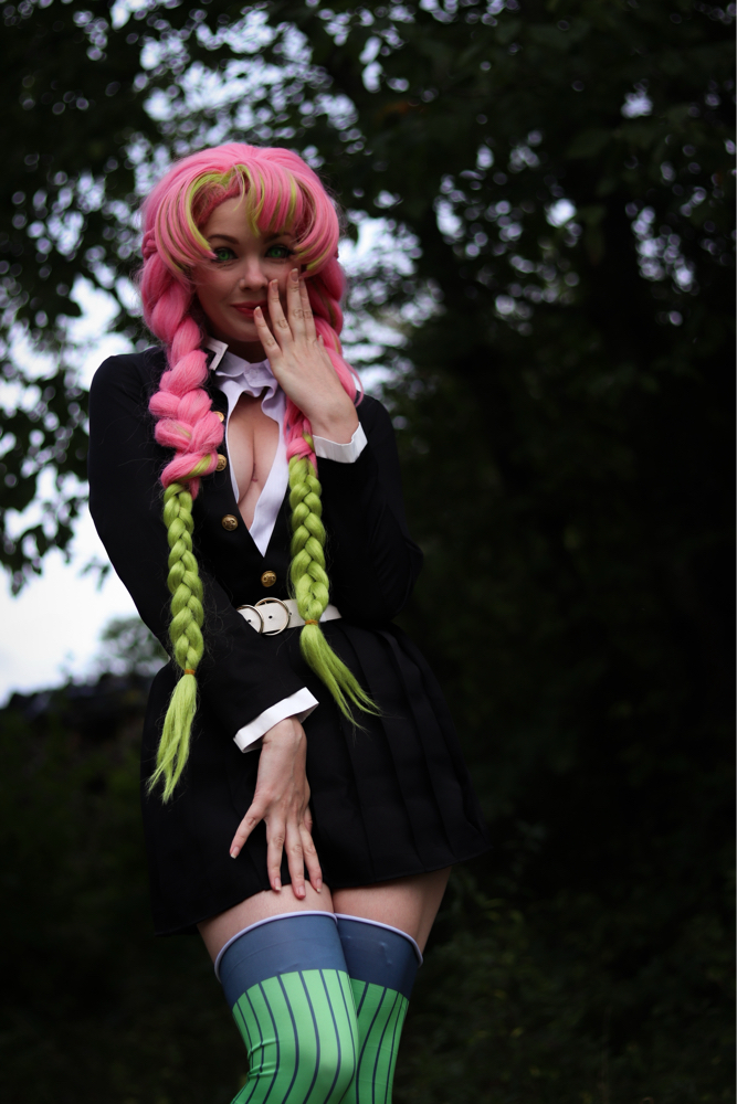 Mitsuri Kanroji - Photo 2