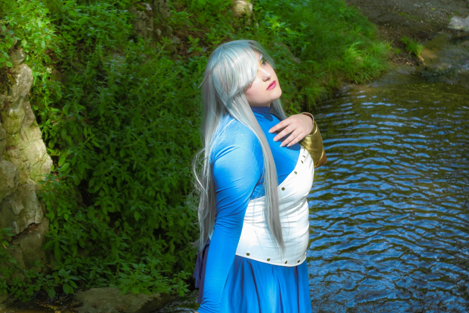 Elizabeth de Liones  - Photo 2