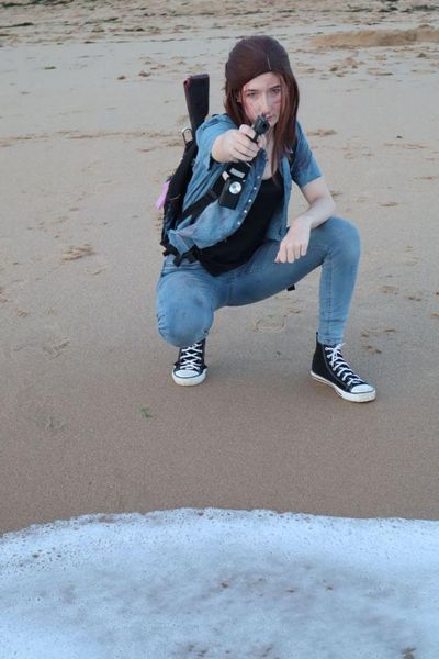 _s1lent_ech0splay - Ellie TLOU2 beach