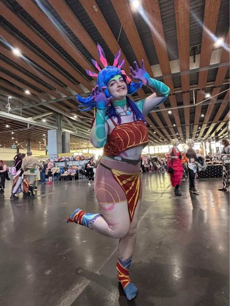 Hebi_scarlet - Neeko