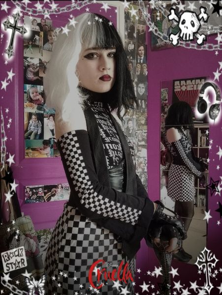 Phoenix._.cosplay - Cruella