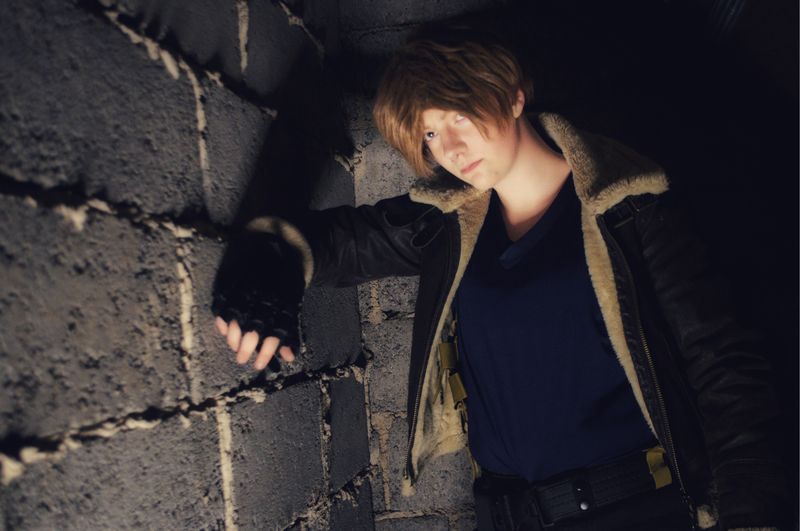 Fanfaaron – Leon Kenedy