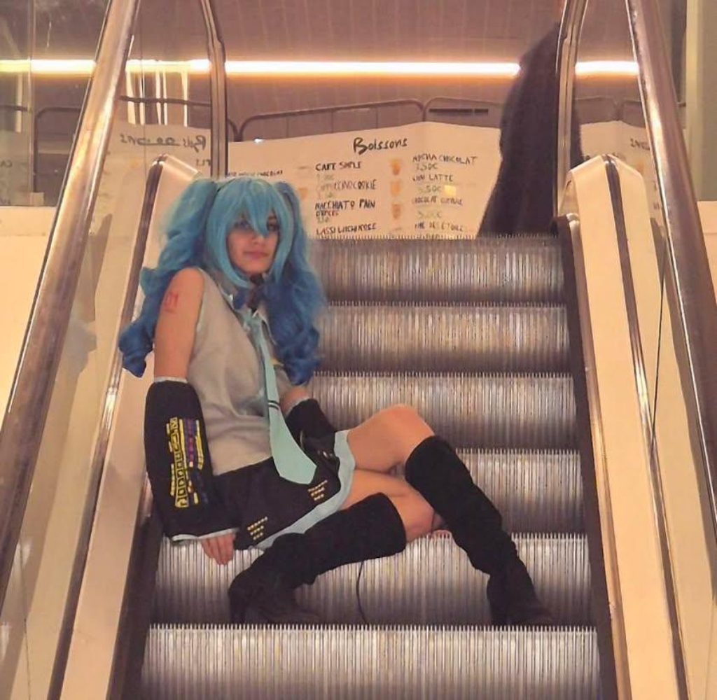 Hatsune Miku  - Photo 3