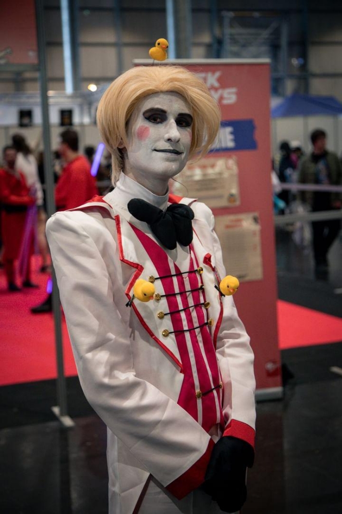 Lucifer Morningstar - Photo 1