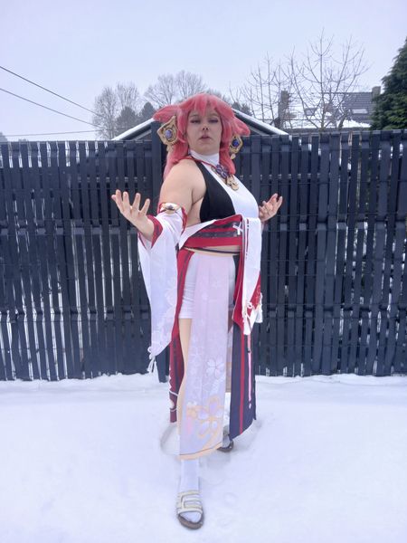 _fluffy_kiddo_ - Yae miko in snow