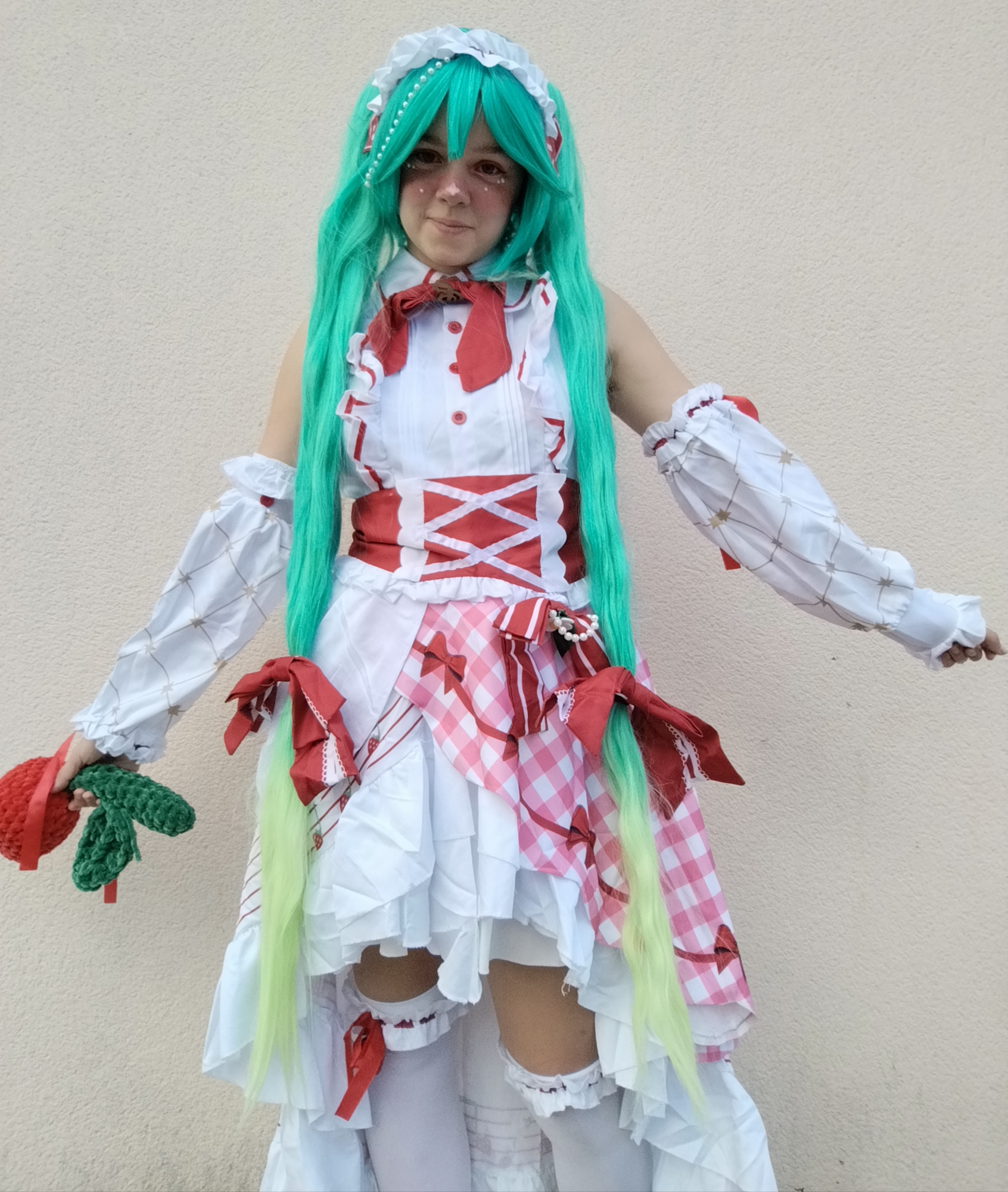 Strawberry Miku 🍓💚 - Photo 27