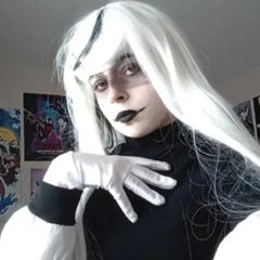 Carmilla carmine preview 3