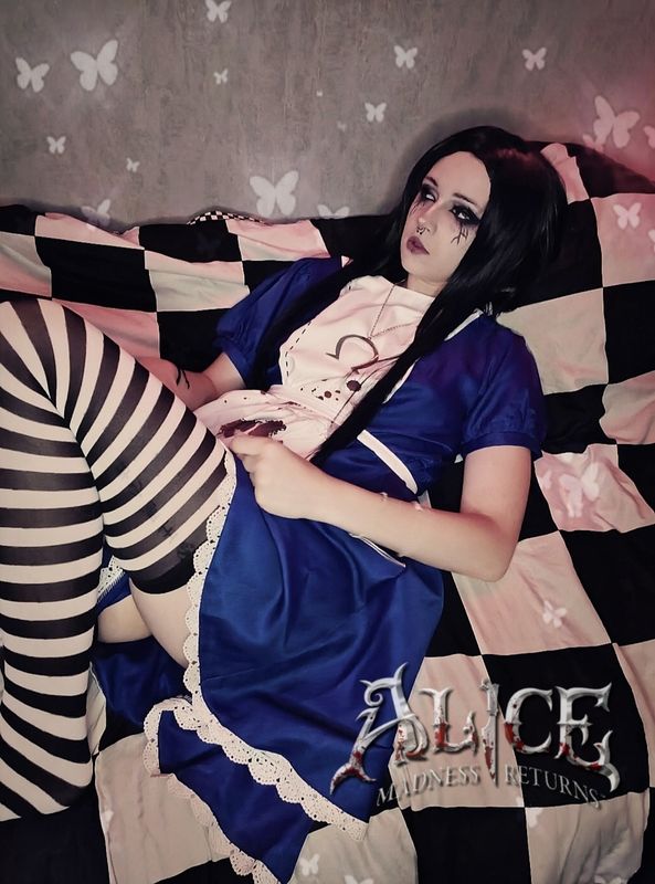 Coskichy_ – Alice madness 