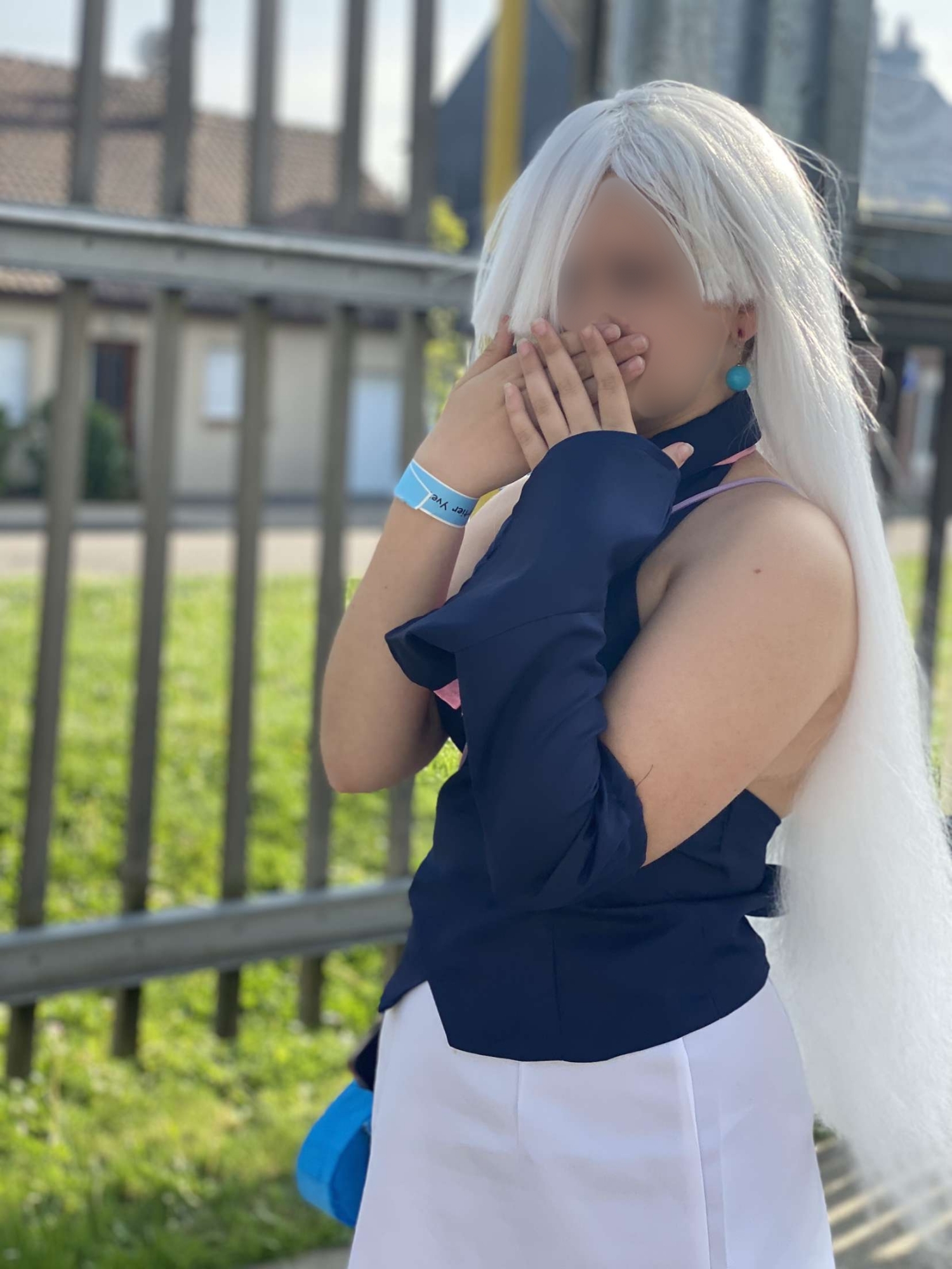 Elizabeth Liones  - Photo 5