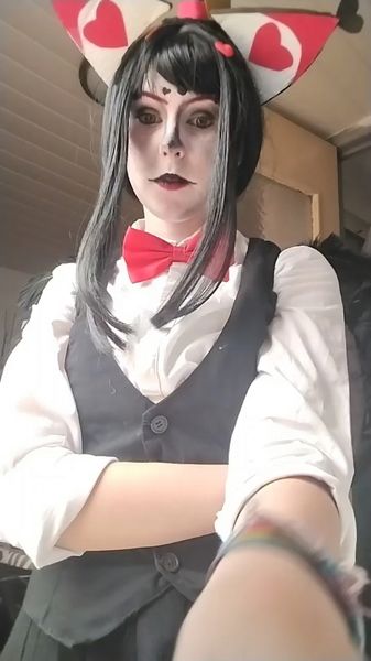 Shinoka_cosplay - husk ( hazbin hôtel)