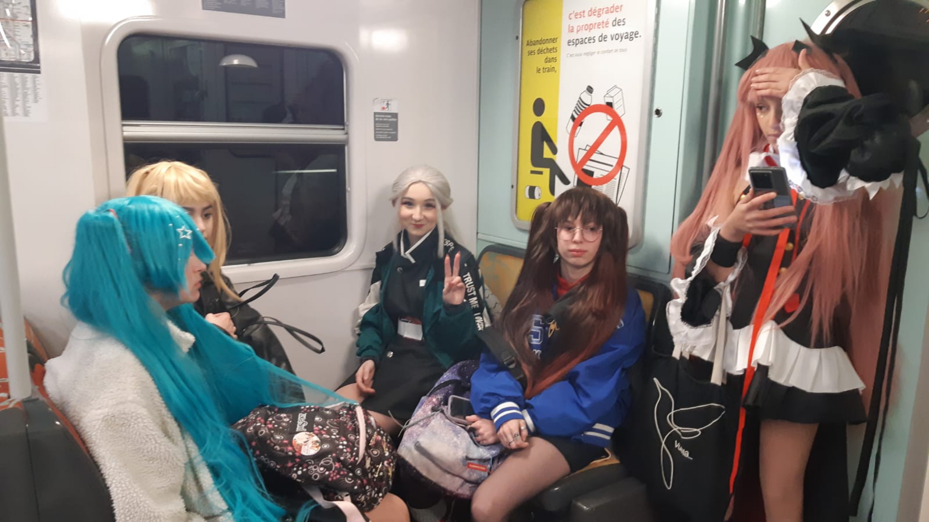 Conventions  - Photo 16