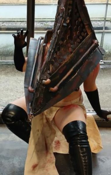 Aliemetal - Pyramid head 