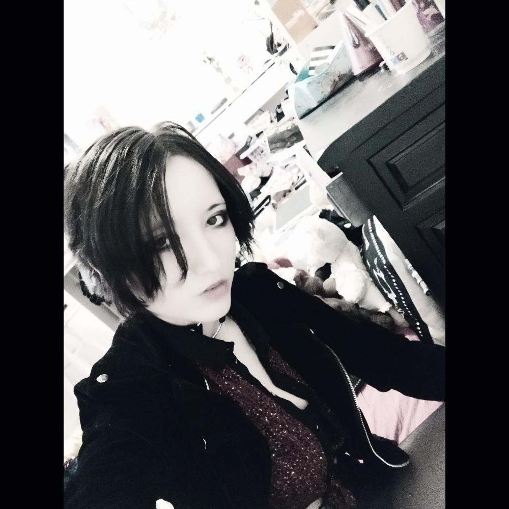 Nana Osaki - Photo 2