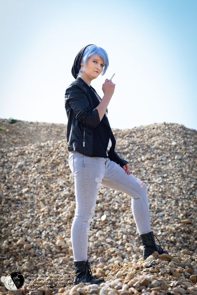 Izylein - Chloe Price