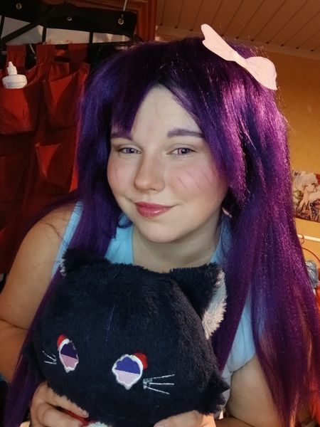 _fluffy_kiddo_ - Aubrey at home 