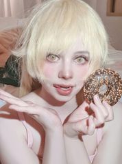 Shinobu Oshino preview 3