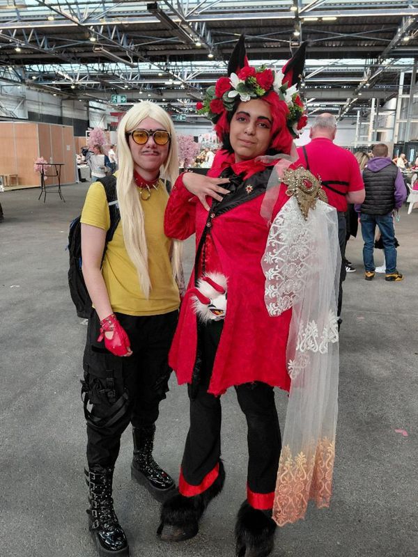 Guslecosplayer2_0.1 – Present Mic