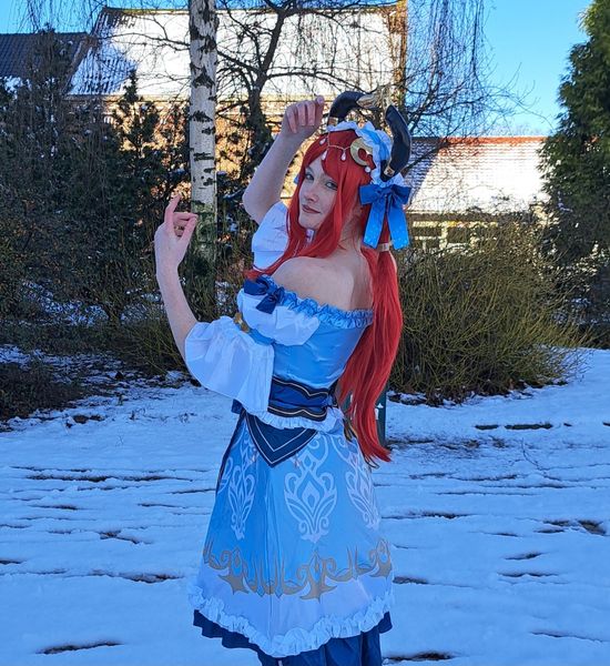 Ikxia_.cos - Nilou