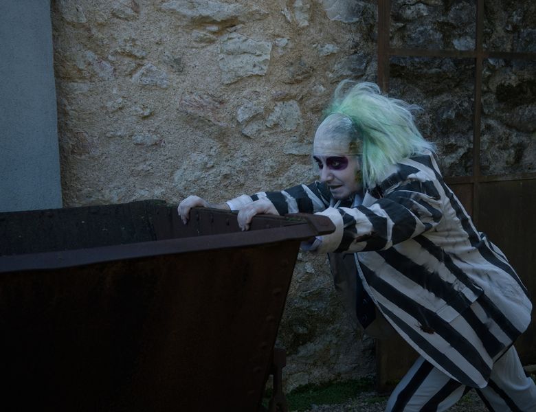 My.black.cosplay - Beetlejuice 
