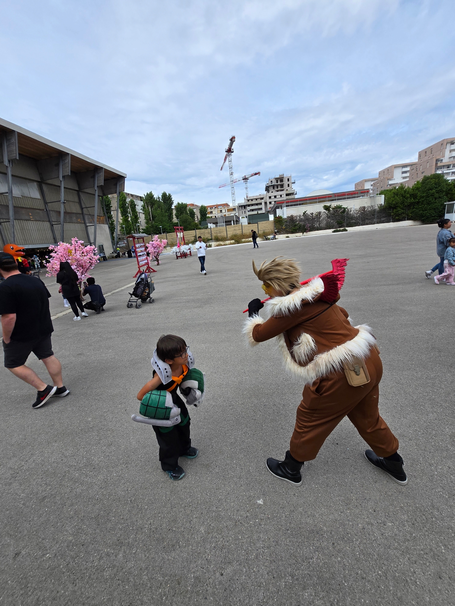 Hawks et mini bakugo — photo 24