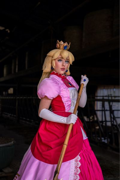 Gum_gum - Peach at the farm 🐮