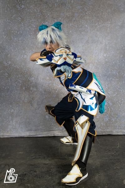 Kamui_shiro - Ezreal porcelain arm