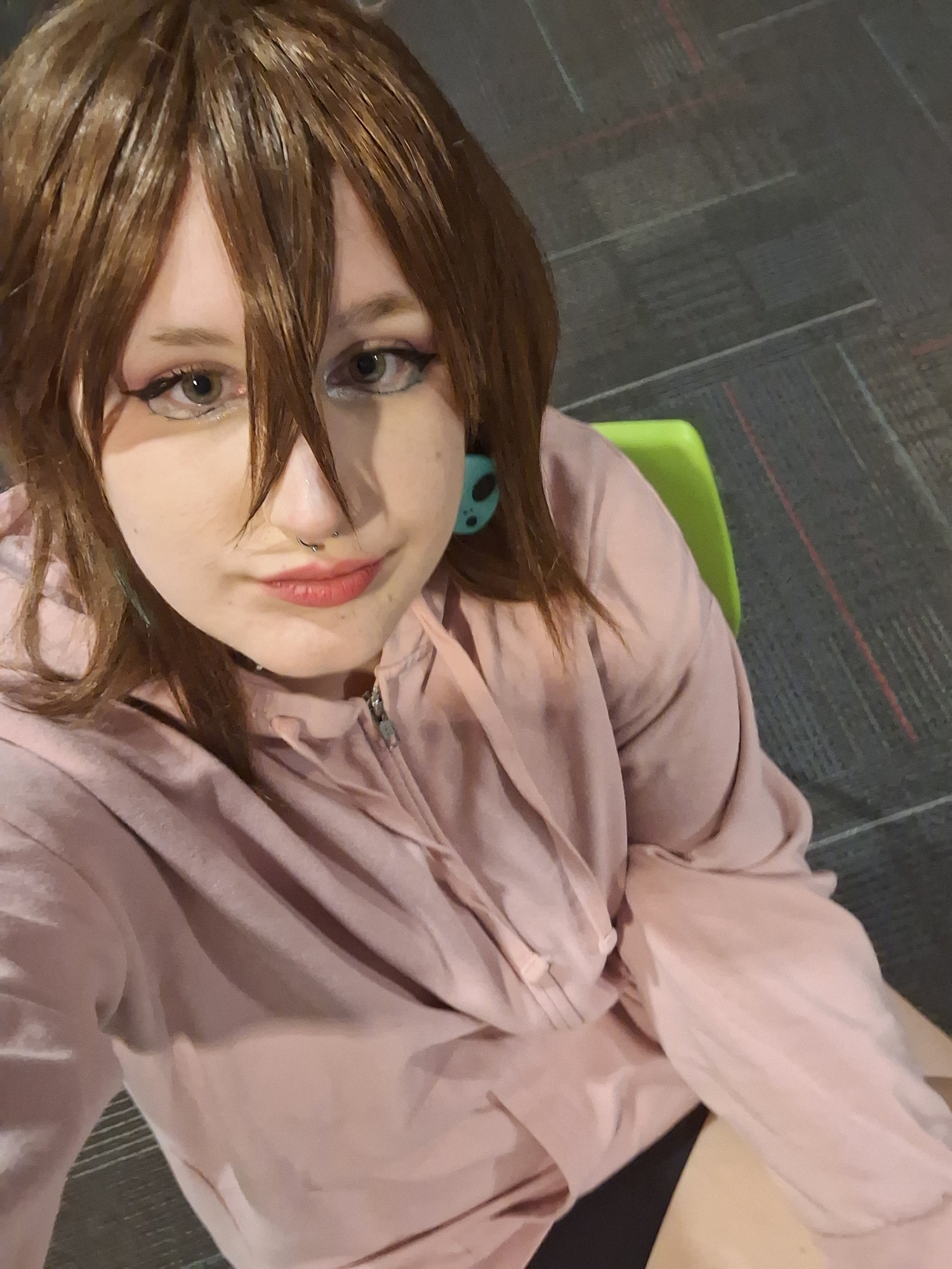 Momo Ayase - Photo 1