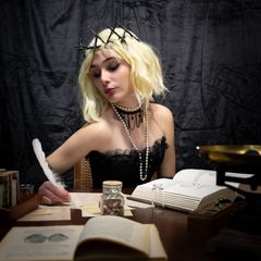 Sophie de Gavaldon preview 3