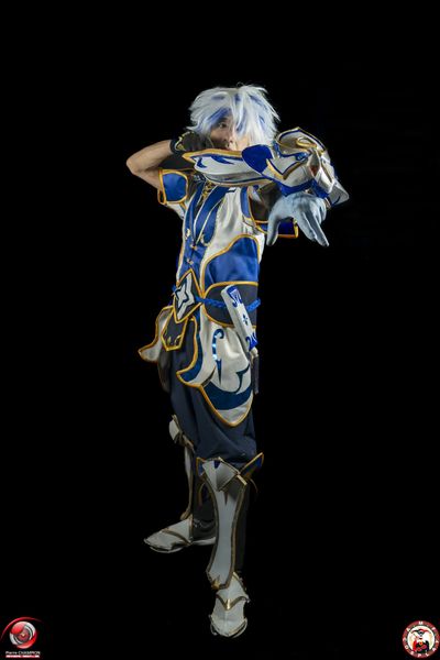 Kamui_shiro - Ezreal porcelain arm